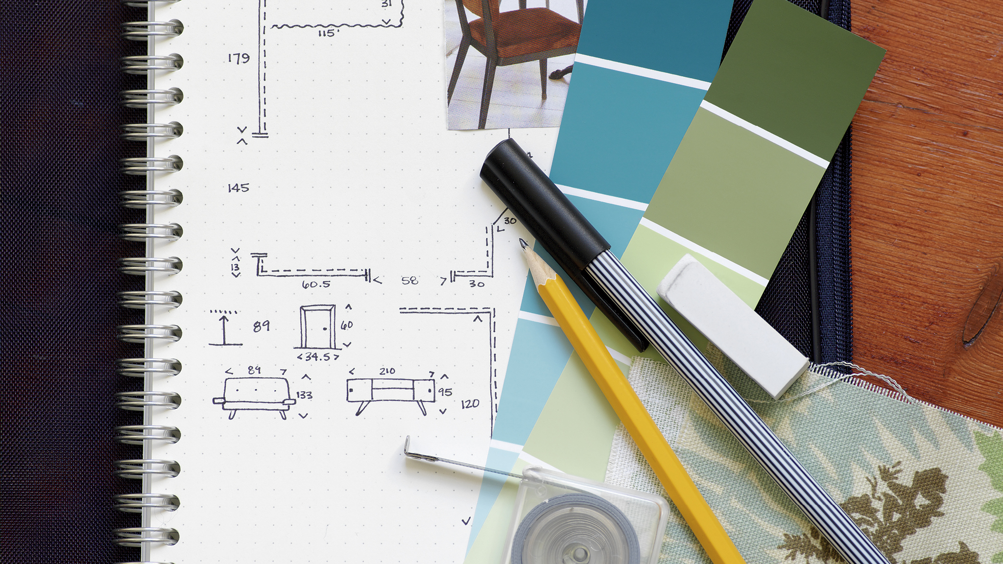 Concreta el tema de la pintura Incluye todas las pinturas en la lista de tareas para el pintor de modo que pueda consultarla cuando sea necesario.